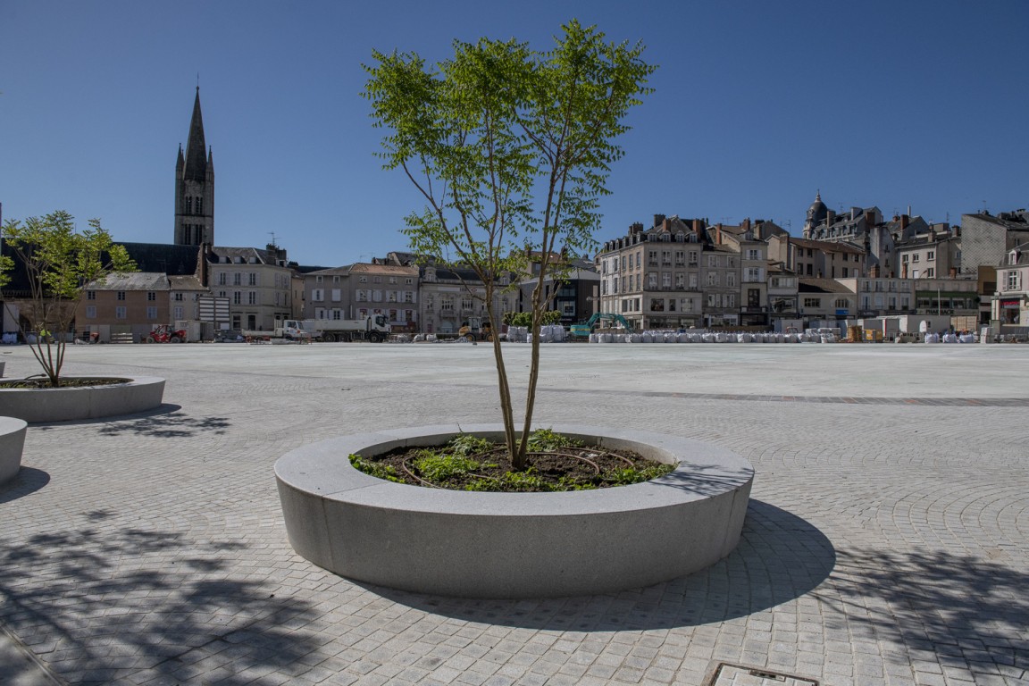 Modalités d’accès aux abords de la place de la république Ville de Limoges Modalités d’accès aux abords de la place de la république Ville de Limoges