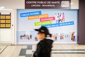 Situé dans la galerie marchande du centre commercial, les demandes de rendez-vous auprès du centre public de santé se font uniquement au 05 55 05 80 47, du lundi au vendredi (hors jours fériés), de 9 h à 12 h 30 et de 13 h 30 à 17 h