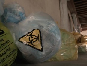 Des masques usagés recyclés en kits pour écoliers