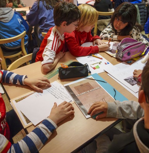 Des élèves de CM2 enquêtent sur les soldats du cimetière de Louyat