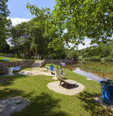 Espace de détente du parc animalier de l'Aurence